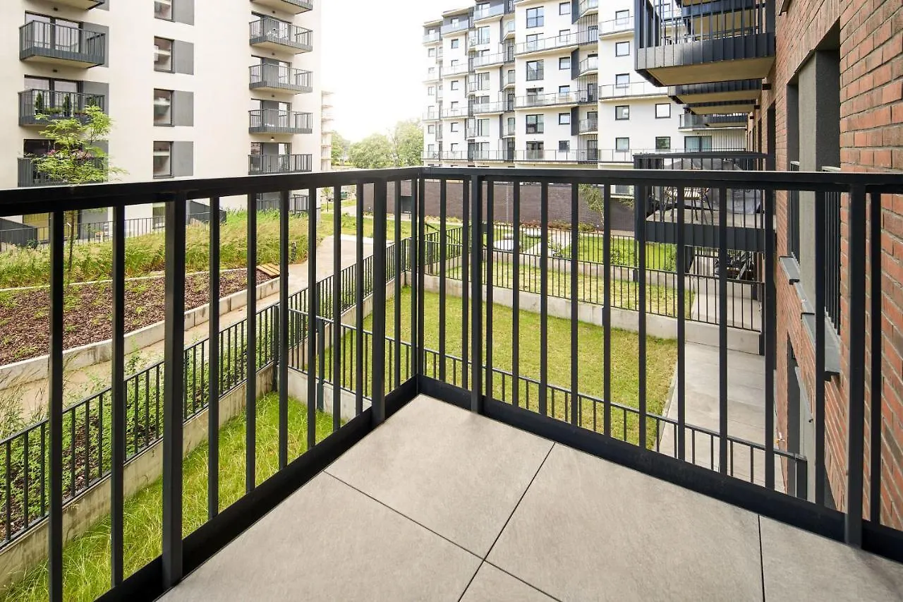Symphony City Square Aparthotel Вроцлав 0*,  Польша