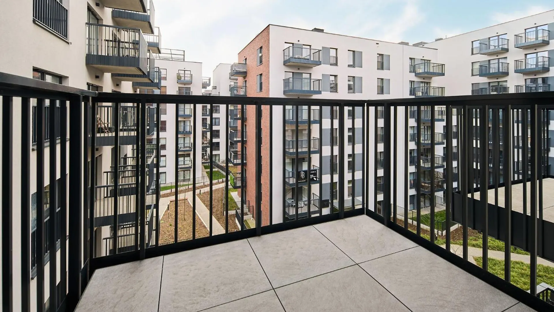 Symphony City Square Aparthotel Вроцлав Польша