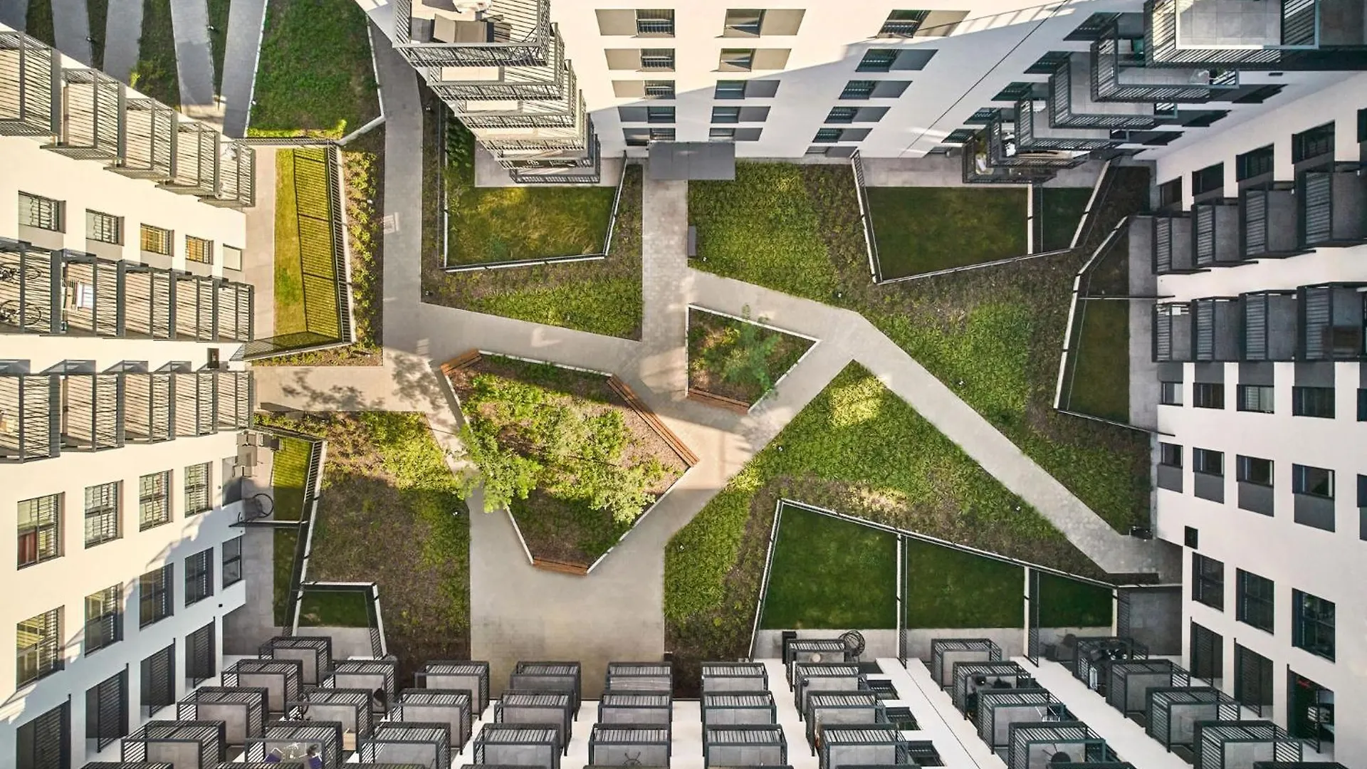 Symphony City Square Aparthotel Вроцлав