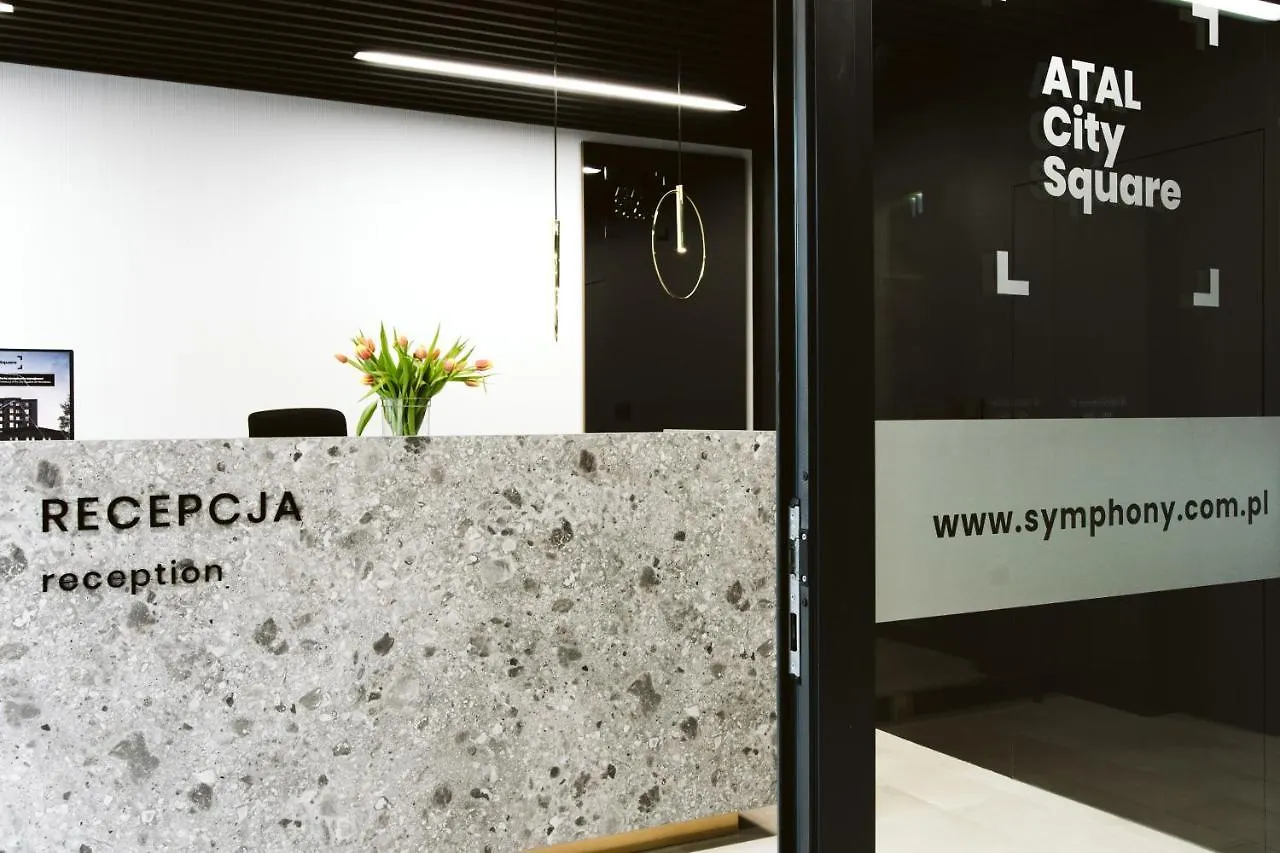 Symphony City Square Aparthotel Вроцлав